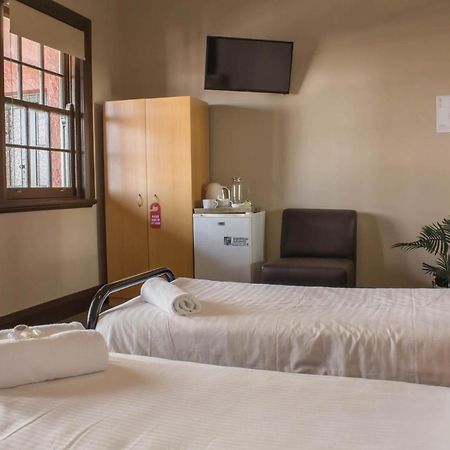 Campsie Hotel Сидней Экстерьер фото